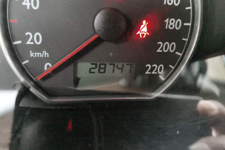 Used Volkswagen Polo 2011 Jingqu 1.6L Automatic Siku Edition Odometer Close Up