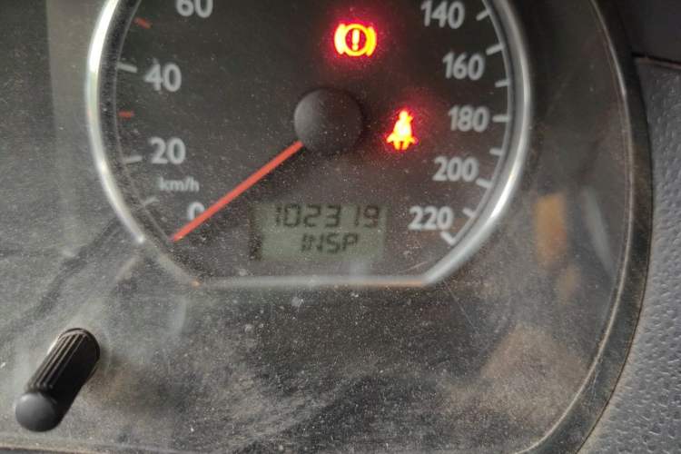 Used Volkswagen Polo 2011 Jingqu 1.6L Manual - Real Cool Edition Odometer Close Up