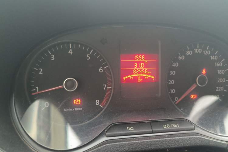 Used Volkswagen Polo 2011 1.4L Manual ZhiLe Edition Odometer Close Up