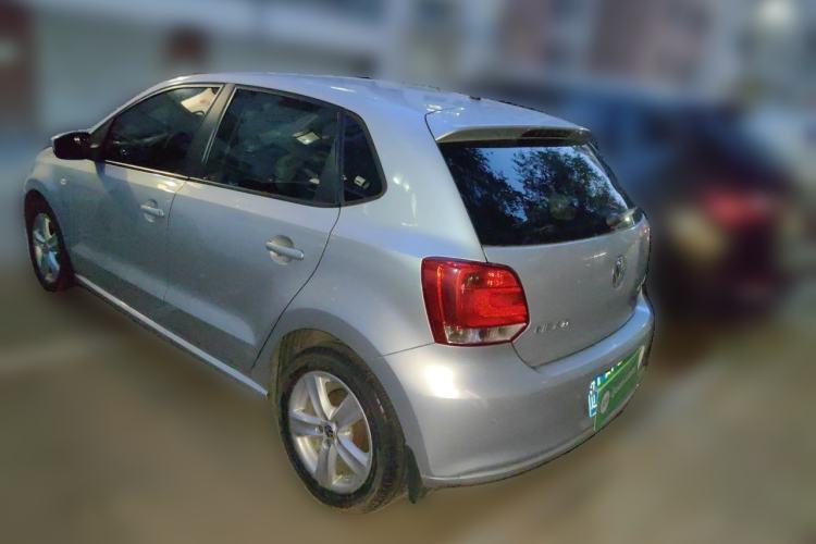 Used Volkswagen Polo 2011 1.6L Manual ZhiShang Edition Rear Left 45 Deg
