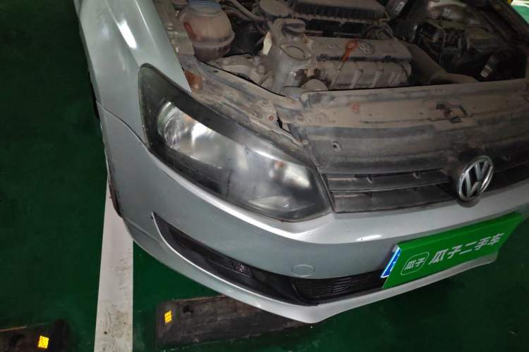 Used Volkswagen Polo 2011 1.4L Manual ZhiLe Edition Right Front Headlight