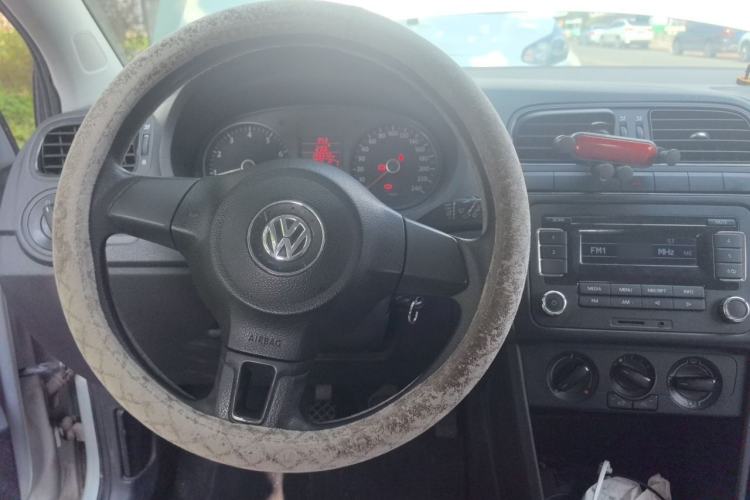 Used Volkswagen Polo 2011 1.4L Manual ZhiLe Edition Steering Wheel