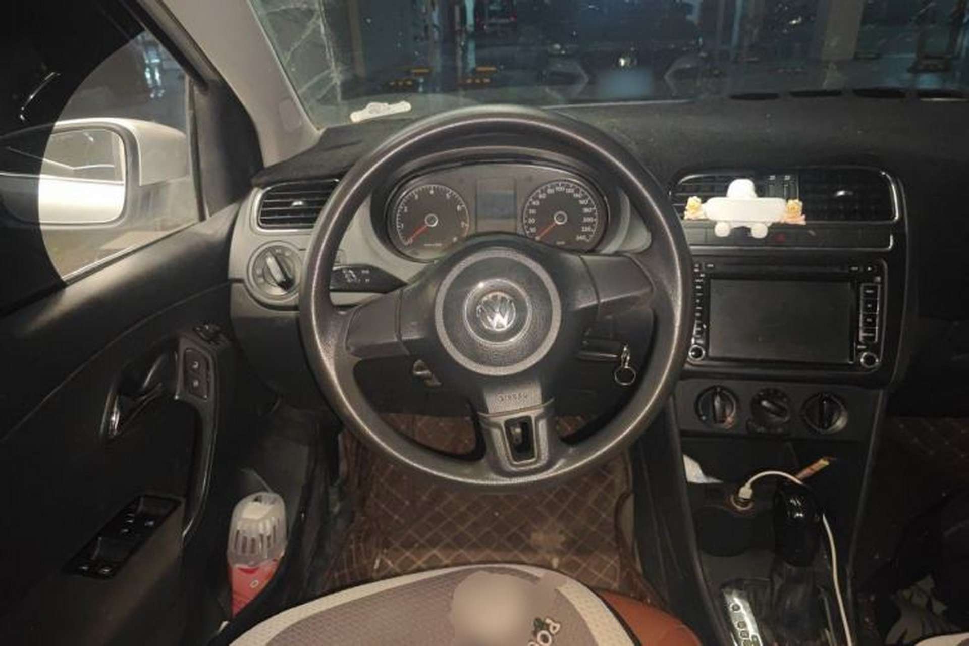 Used Volkswagen Polo 2011 1.6L Automatic ZhiShang Version Steering Wheel