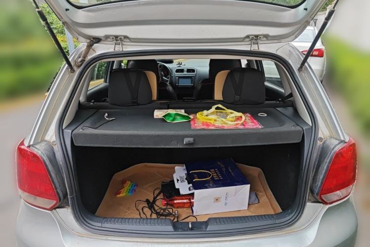 Used Volkswagen Polo 2011 1.4L Manual ZhiShang Edition Trunk