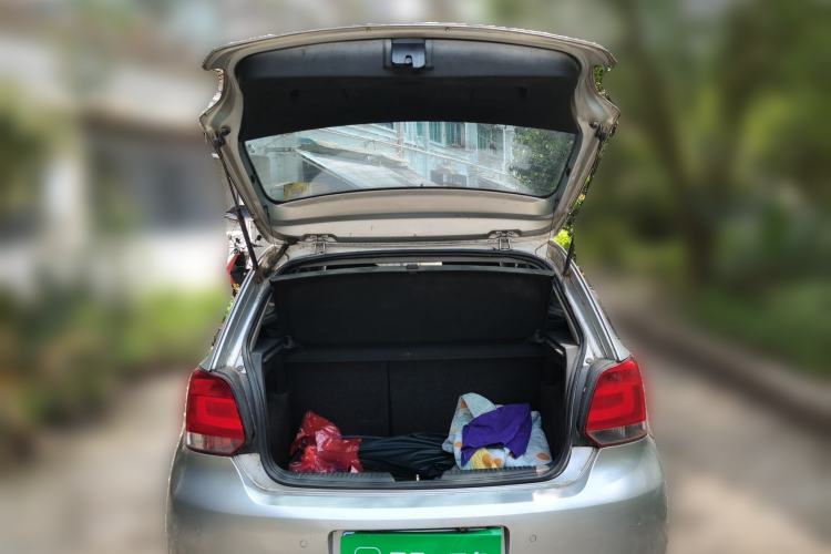 Used Volkswagen Polo 2011 1.6L Automatic ZhiShang Version Trunk