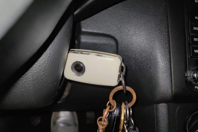 Used Volkswagen Polo 2011 1.6L Manual ZhiShang Edition Vehicle Key