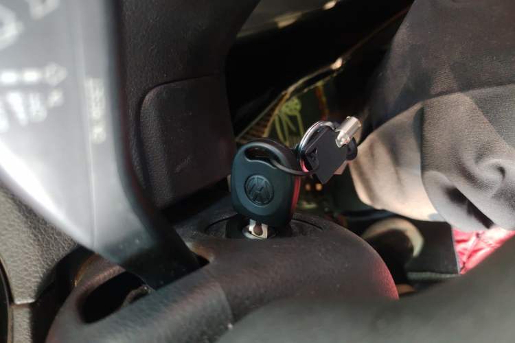 Used Volkswagen Polo 2011 1.4L Manual ZhiShang Edition Vehicle Key