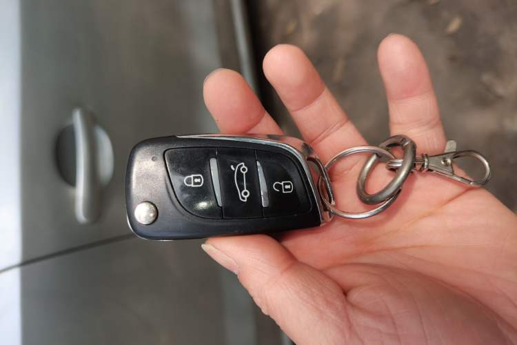 Used Volkswagen Polo 2011 1.6L Automatic ZhiShang Version Vehicle Key