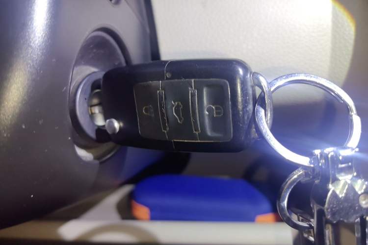 Used Volkswagen Polo 2011 Jingqu 1.4L Manual Shishang Edition Vehicle Key