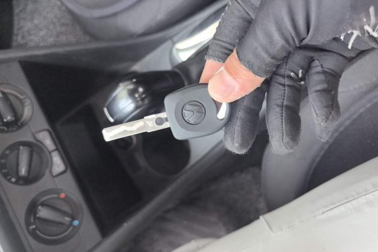 Used Volkswagen Polo 2011 1.4L Automatic ZhiShang Version Vehicle Key
