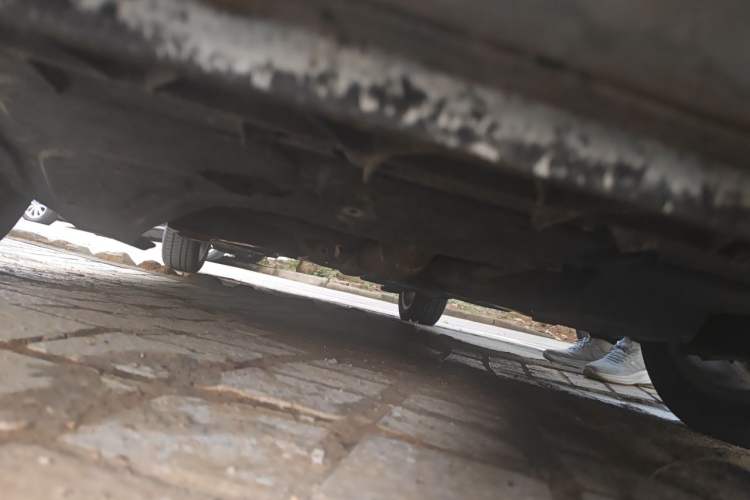 Used Volkswagen Polo 2011 1.6L Automatic ZhiShang Version Chassis Front