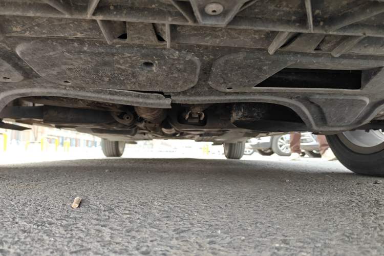 Used Volkswagen Polo 2011 1.6L Automatic ZhiShang Version Chassis Front