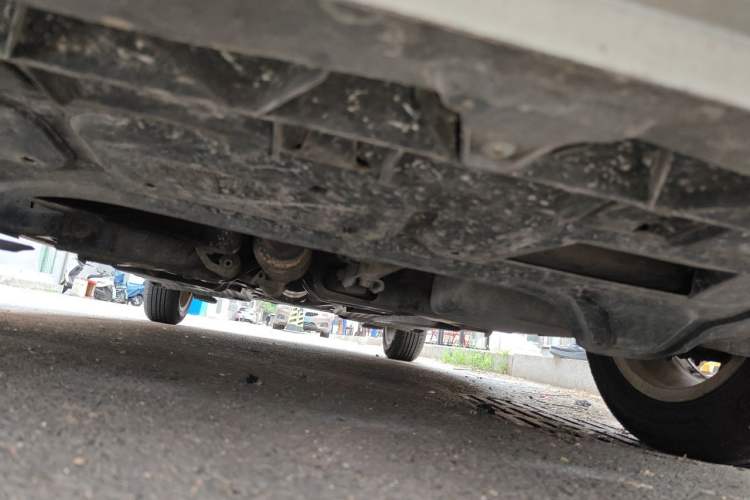 Used Volkswagen Polo 2011 1.6L Automatic ZhiShang Version Chassis Front