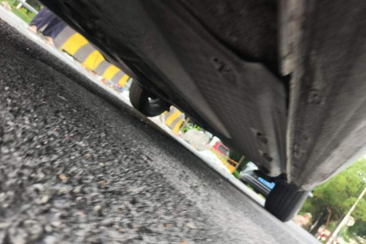 Used Volkswagen Polo 2011 1.4L Manual ZhiLe Edition Chassis Front Left