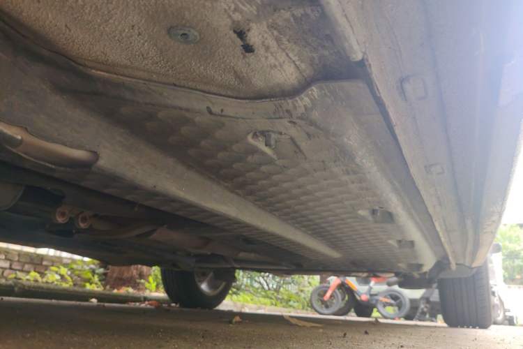 Used Volkswagen Polo 2011 1.6L Automatic ZhiKu Edition Chassis Front Left