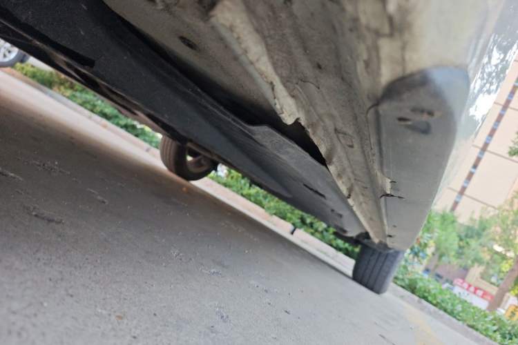 Used Volkswagen Polo 2011 1.6L Automatic ZhiShang Version Chassis Front Left