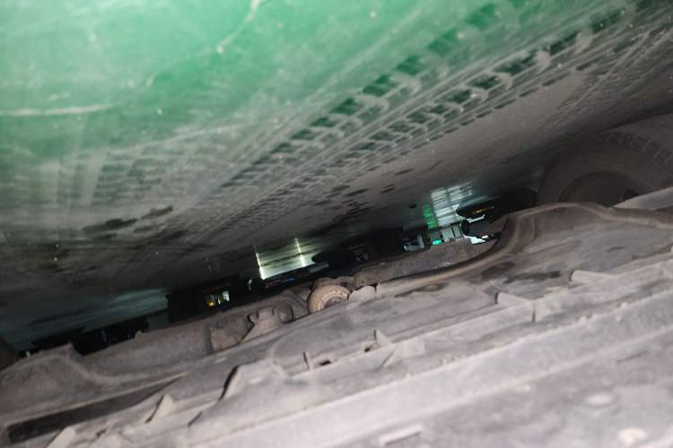 Used Volkswagen Polo 2011 1.6L Automatic ZhiShang Version Chassis Front