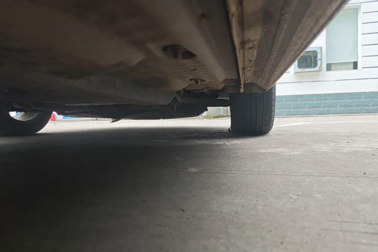 Used Volkswagen Polo 2011 1.6L Automatic ZhiShang Version Chassis Front Right