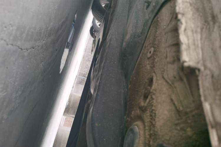 Used Volkswagen Polo 2011 1.6L Manual ZhiShang Edition Chassis Front Right
