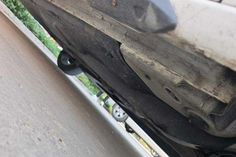 Used Volkswagen Polo 2011 1.6L Automatic ZhiShang Version Chassis Front Right