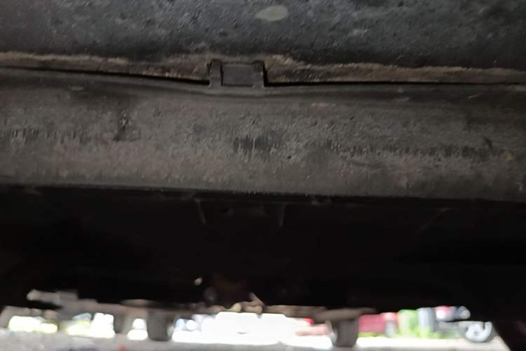 Used Volkswagen Polo 2011 1.6L Automatic ZhiShang Version Chassis Front