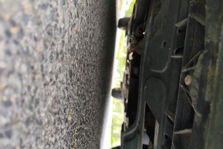 Used Volkswagen Polo 2011 1.6L Manual ZhiShang Edition Chassis Front