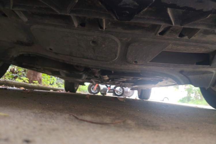 Used Volkswagen Polo 2011 1.6L Automatic ZhiKu Edition Chassis Front