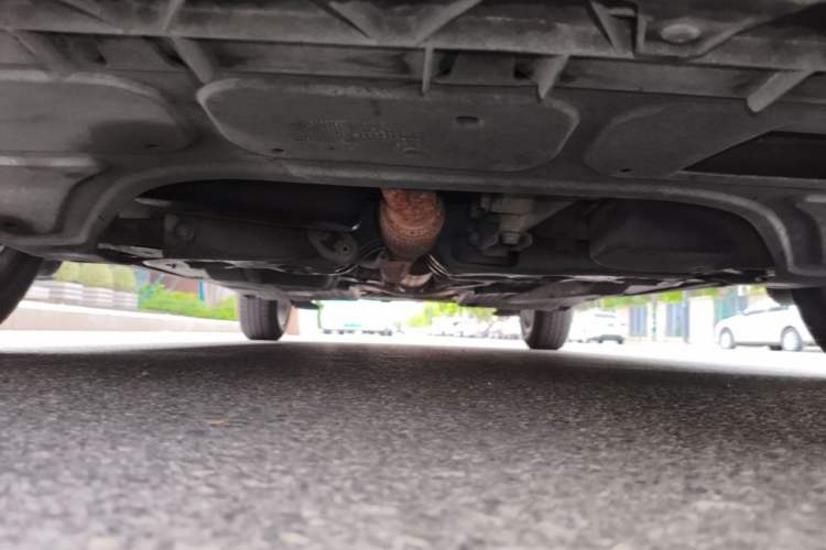 Used Volkswagen Polo 2011 1.6L Automatic ZhiShang Version Chassis Front