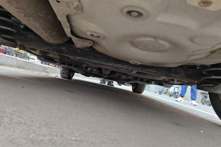Used Volkswagen Polo 2011 1.6L Automatic ZhiShang Version Chassis Rear
