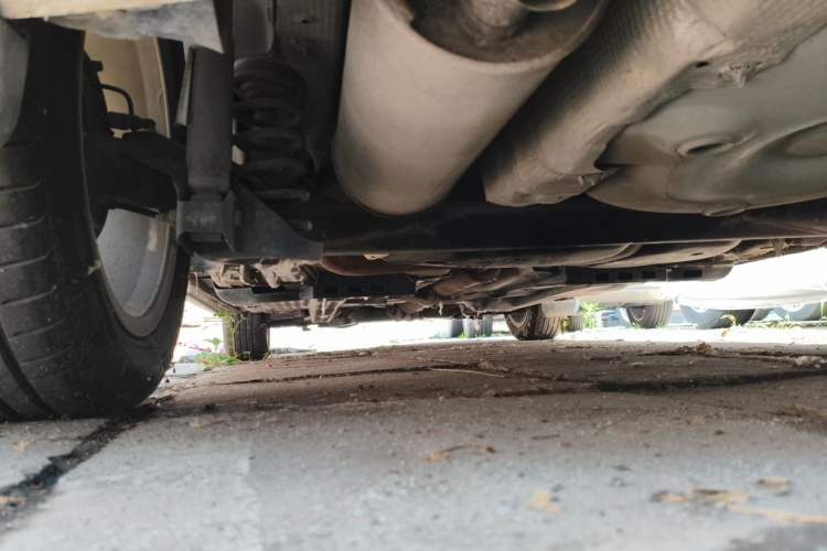 Used Volkswagen Polo 2011 1.6L Automatic ZhiShang Version Chassis Rear Left