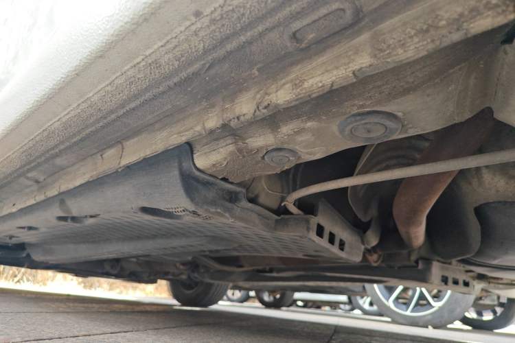 Used Volkswagen Polo 2011 1.4L Manual ZhiLe Edition Chassis Rear Left