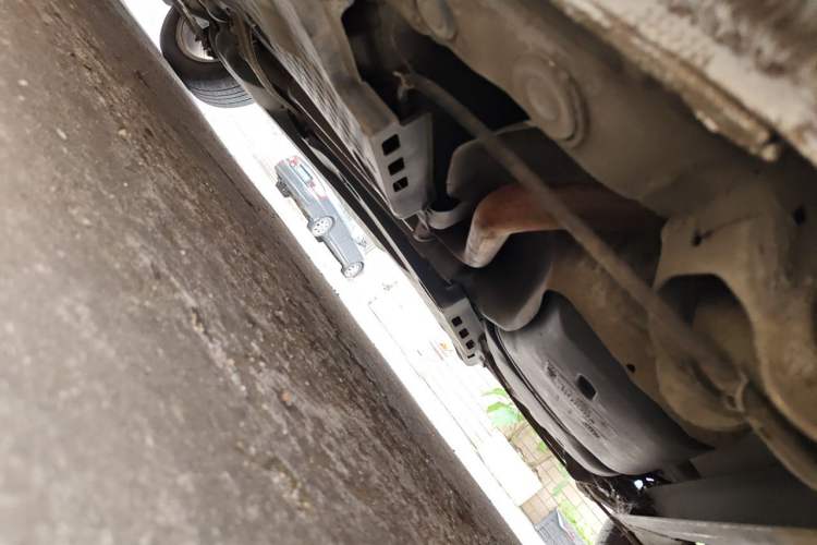 Used Volkswagen Polo 2011 1.6L Automatic ZhiShang Version Chassis Rear Left