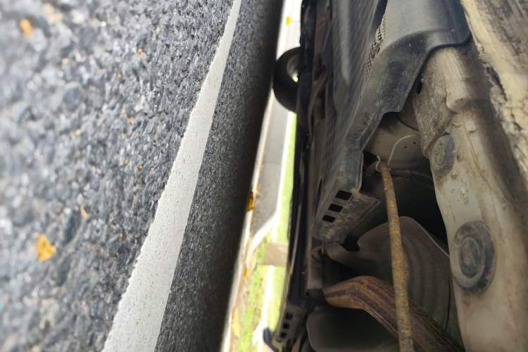 Used Volkswagen Polo 2011 1.6L Manual ZhiShang Edition Chassis Rear Left