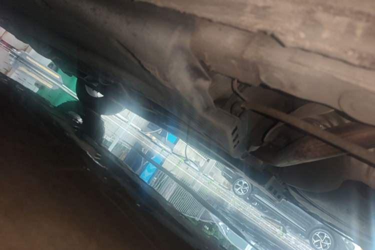 Used Volkswagen Polo 2011 1.6L Automatic ZhiShang Version Chassis Rear Left