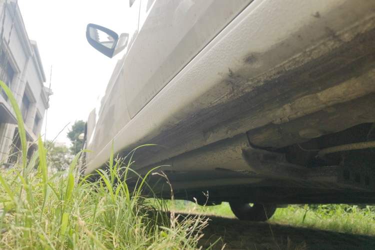 Used Volkswagen Polo 2011 1.6L Automatic ZhiKu Edition Chassis Rear Left