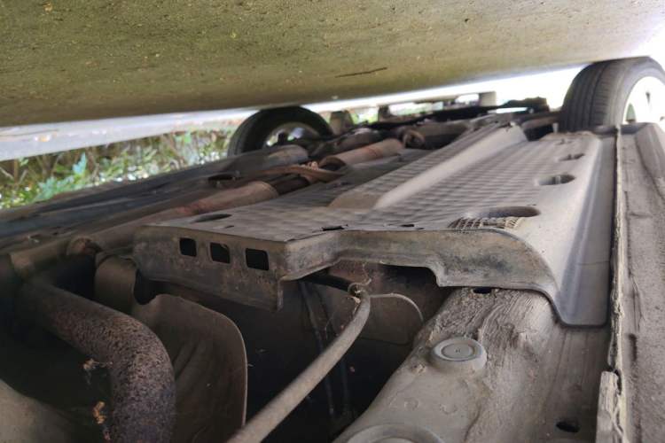 Used Volkswagen Polo 2011 1.6L Automatic ZhiKu Edition Chassis Rear Left