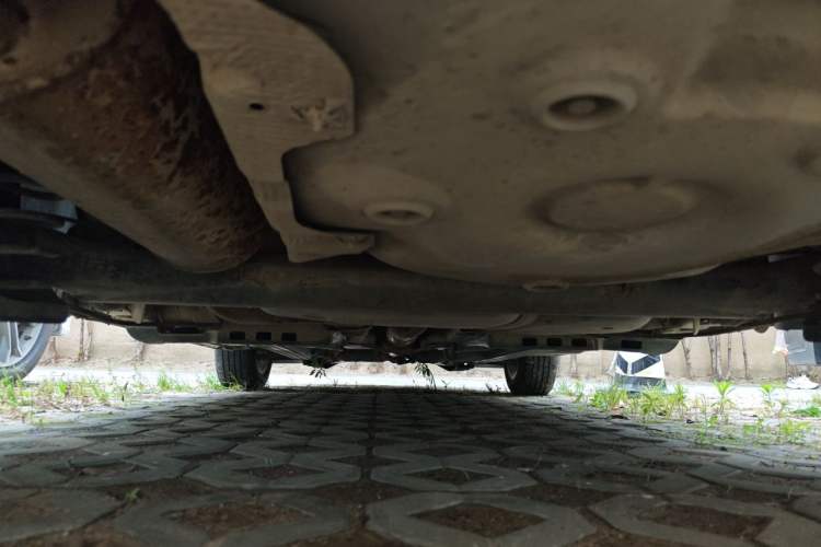 Used Volkswagen Polo 2011 1.6L Manual ZhiShang Edition Chassis Rear