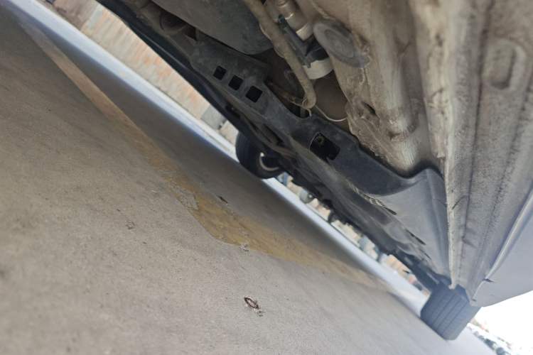 Used Volkswagen Polo 2011 1.6L Automatic ZhiShang Version Chassis Rear Right