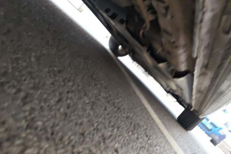 Used Volkswagen Polo 2011 1.6L Manual ZhiShang Edition Chassis Rear Right