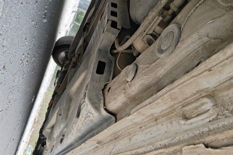 Used Volkswagen Polo 2011 1.6L Manual ZhiShang Edition Chassis Rear Right