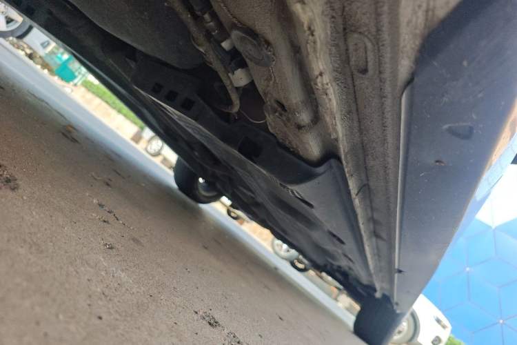 Used Volkswagen Polo 2011 1.6L Automatic ZhiShang Version Chassis Rear Right