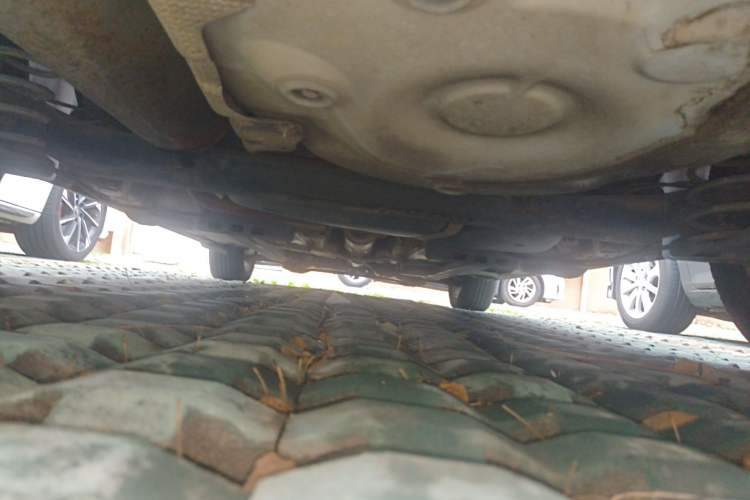 Used Volkswagen Polo 2011 1.4L Manual ZhiShang Edition Chassis Rear