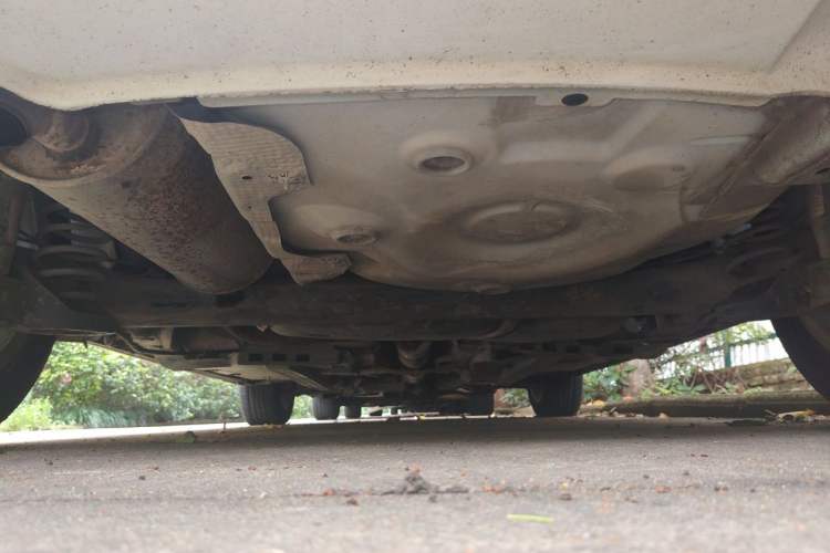 Used Volkswagen Polo 2011 1.6L Automatic ZhiKu Edition Chassis Rear