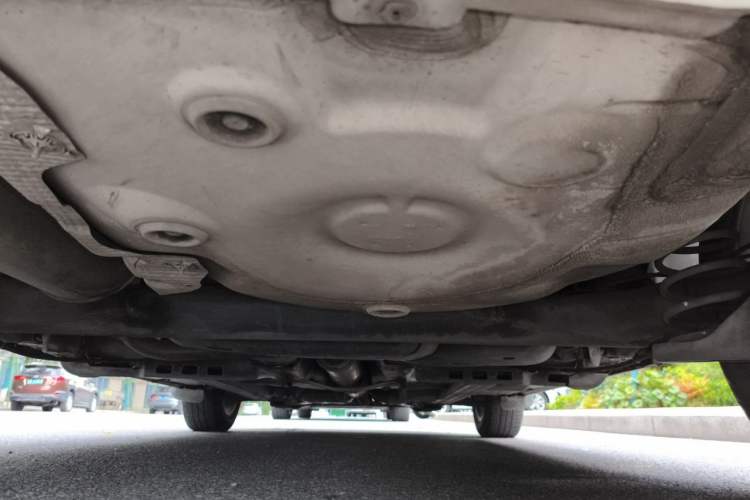 Used Volkswagen Polo 2011 1.6L Automatic ZhiShang Version Chassis Rear