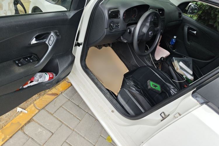 Used Volkswagen Polo 2011 1.4L Manual ZhiLe Edition Driver Seat