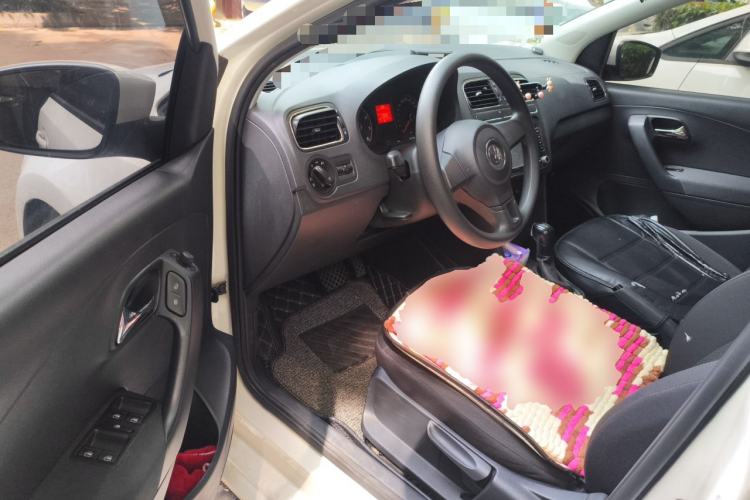 Used Volkswagen Polo 2011 1.6L Automatic ZhiShang Version Driver Seat