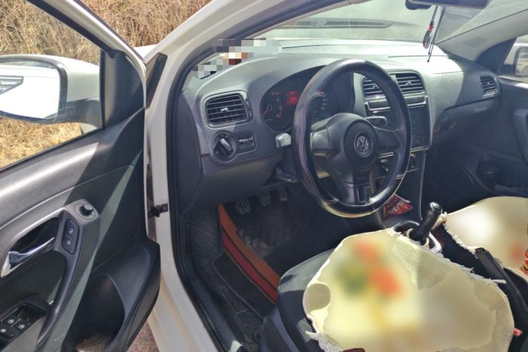 Used Volkswagen Polo 2011 1.4L Manual ZhiLe Edition Driver Seat