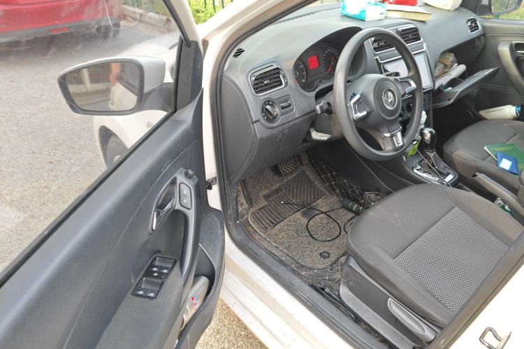Used Volkswagen Polo 2011 1.4L Automatic ZhiShang Version Driver Seat