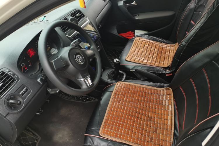 Used Volkswagen Polo 2011 1.4L Manual ZhiLe Edition Driver Seat