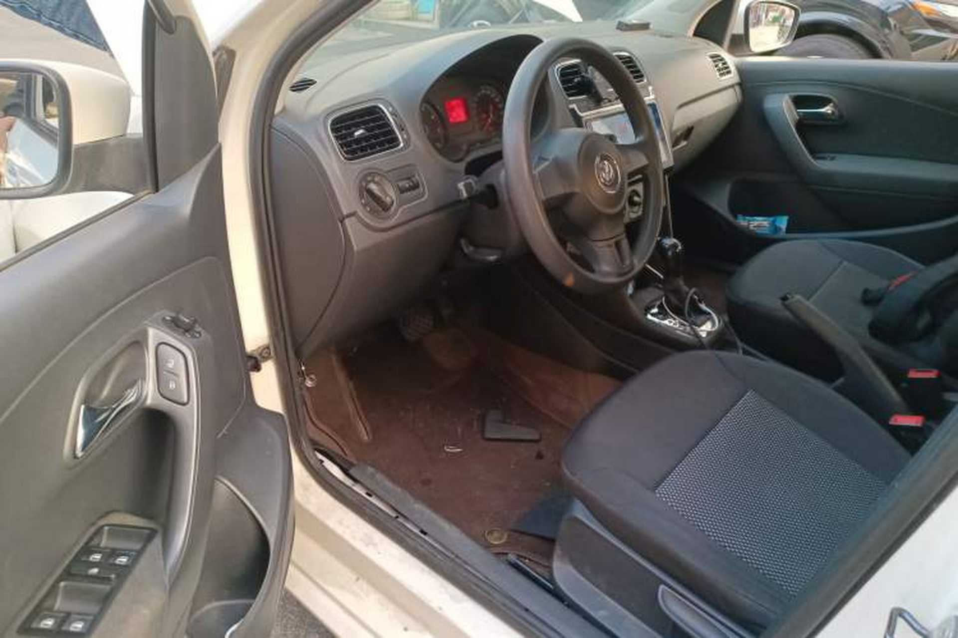 Used Volkswagen Polo 2011 1.6L Automatic ZhiShang Version Driver Seat